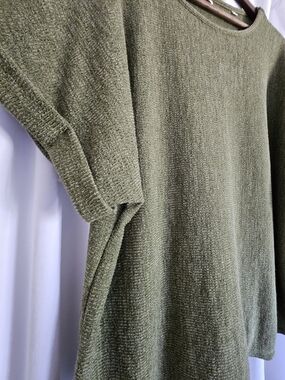 Max Studio Olive Short-Sleeve Knit Top